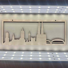 Lade das Bild in den Galerie-Viewer, Köln-Skyline aus Holz