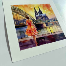 Lade das Bild in den Galerie-Viewer, 3er-Set: Köln-Kunstdrucke: „Mädche“, „Rheinufer“, „Sunnesching“ (20x20 cm)