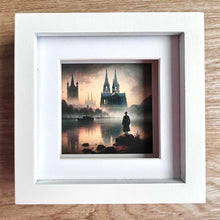 Lade das Bild in den Galerie-Viewer, Köln-Bild „Der Rhein-Wanderer“ (gerahmt, 10x10cm)