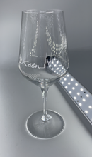 Lade das Bild in den Galerie-Viewer, Köln-Weinglas