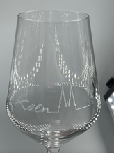 Lade das Bild in den Galerie-Viewer, Köln-Weinglas