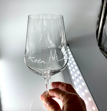 Lade das Bild in den Galerie-Viewer, Köln-Weinglas