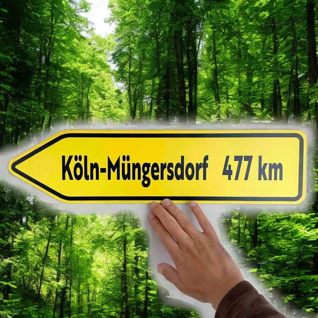 Köln-Müngersdorf Wegweiser mit eigener Kilometer-Zahl